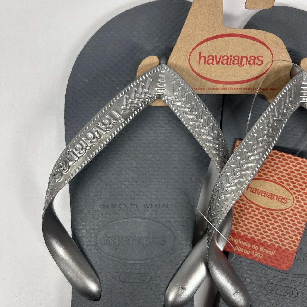 Havaianas Metallic Silver Grey Flip Flops NWT Logo Rubber Sandals USA 9/10W